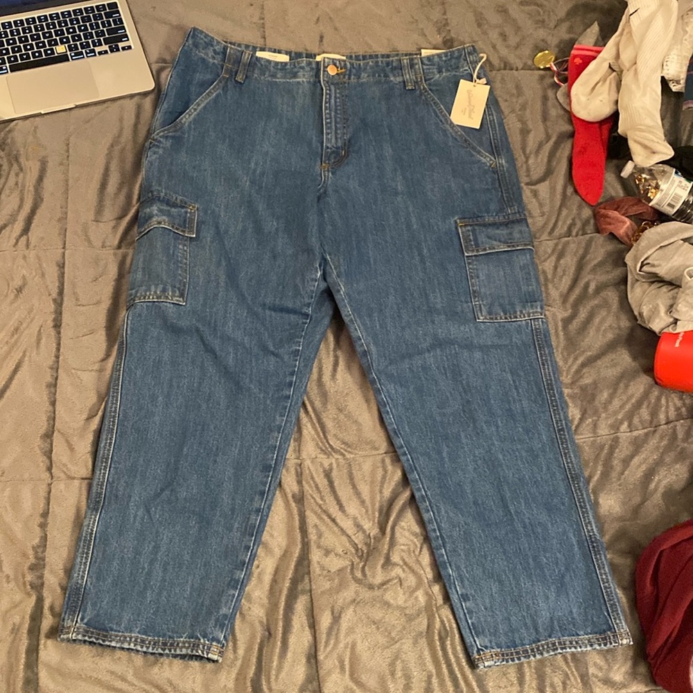 Universal Thread Size 16 Boyfriend Jeans - New with Tags